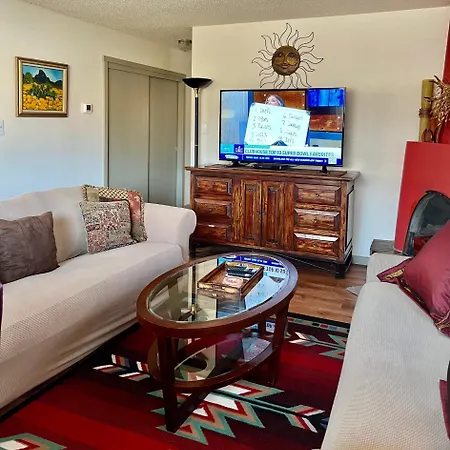 Downtown Historic East-side Coyote House 2b 2ba *