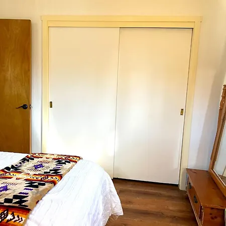 Holiday home Downtown Historic East-side Coyote House 2b 2ba *